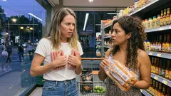 El misterio del hot dog en el súper: por qué no cuadran salchichas y panes (y cómo resolverlo)